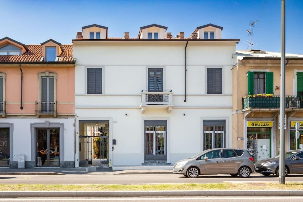 Khl Apartments - Sansiro, Milano — Photos 1